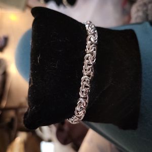 Beautiful ladies bracelet